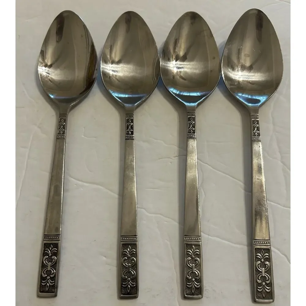 Vintage Customcraft Fluer‎ De Lis Set Of 4 Soup/Dinner Spoon Stainless Flatware